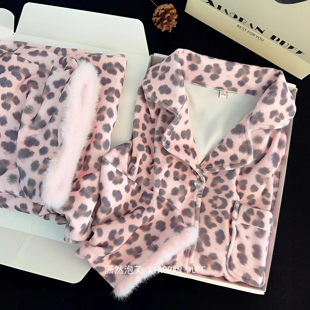 2025新款粉豹甜心海岛绒毛绒豹纹睡衣女秋冬时尚甜美家居服送朋友