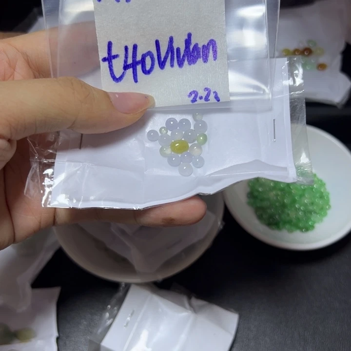 【闪购商品】定制翡翠未镶嵌薇****n不退换