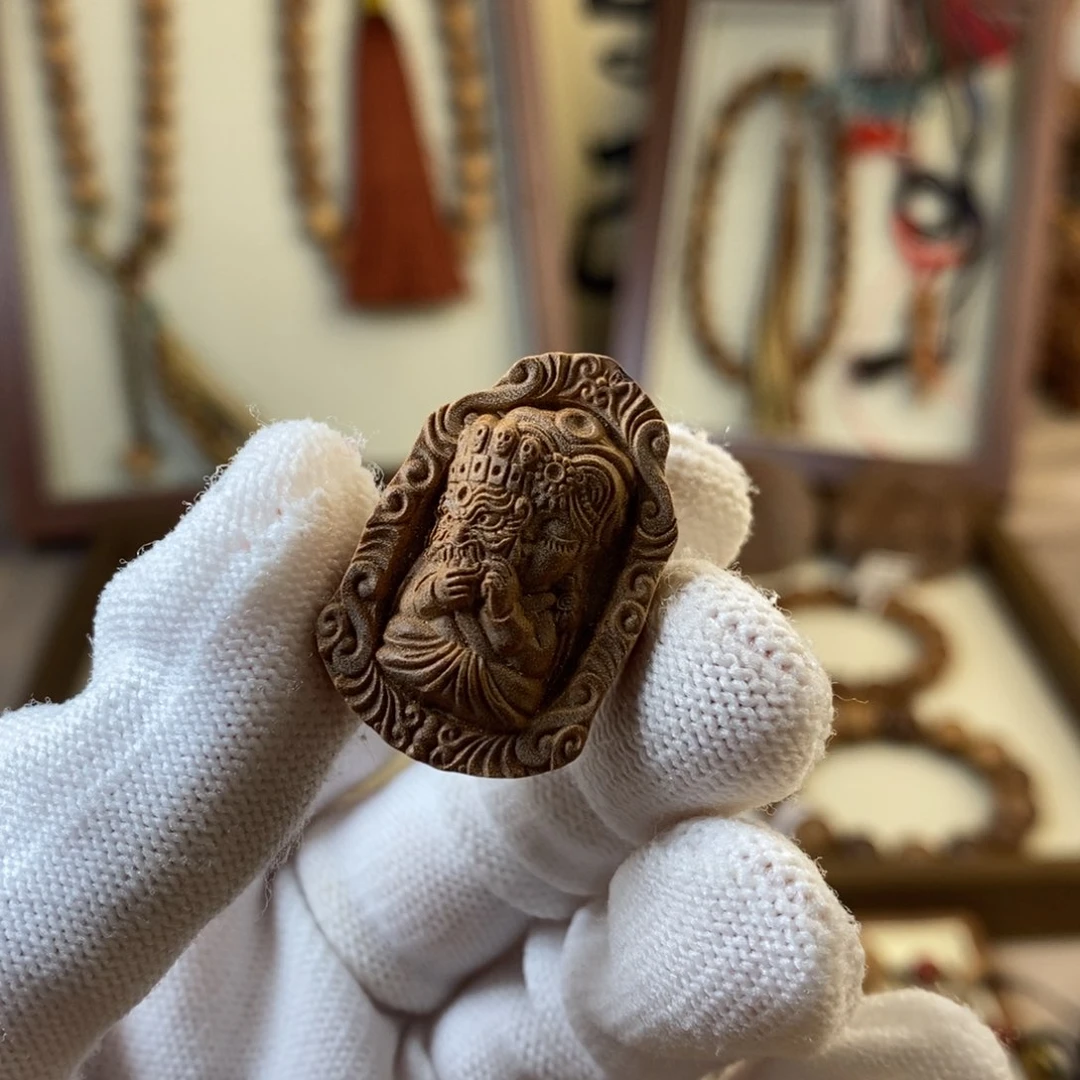 檀香木其他印度迈索尔老山檀福利扎基2.9*1.9