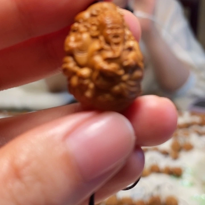 橄榄核吊坠橄榄核