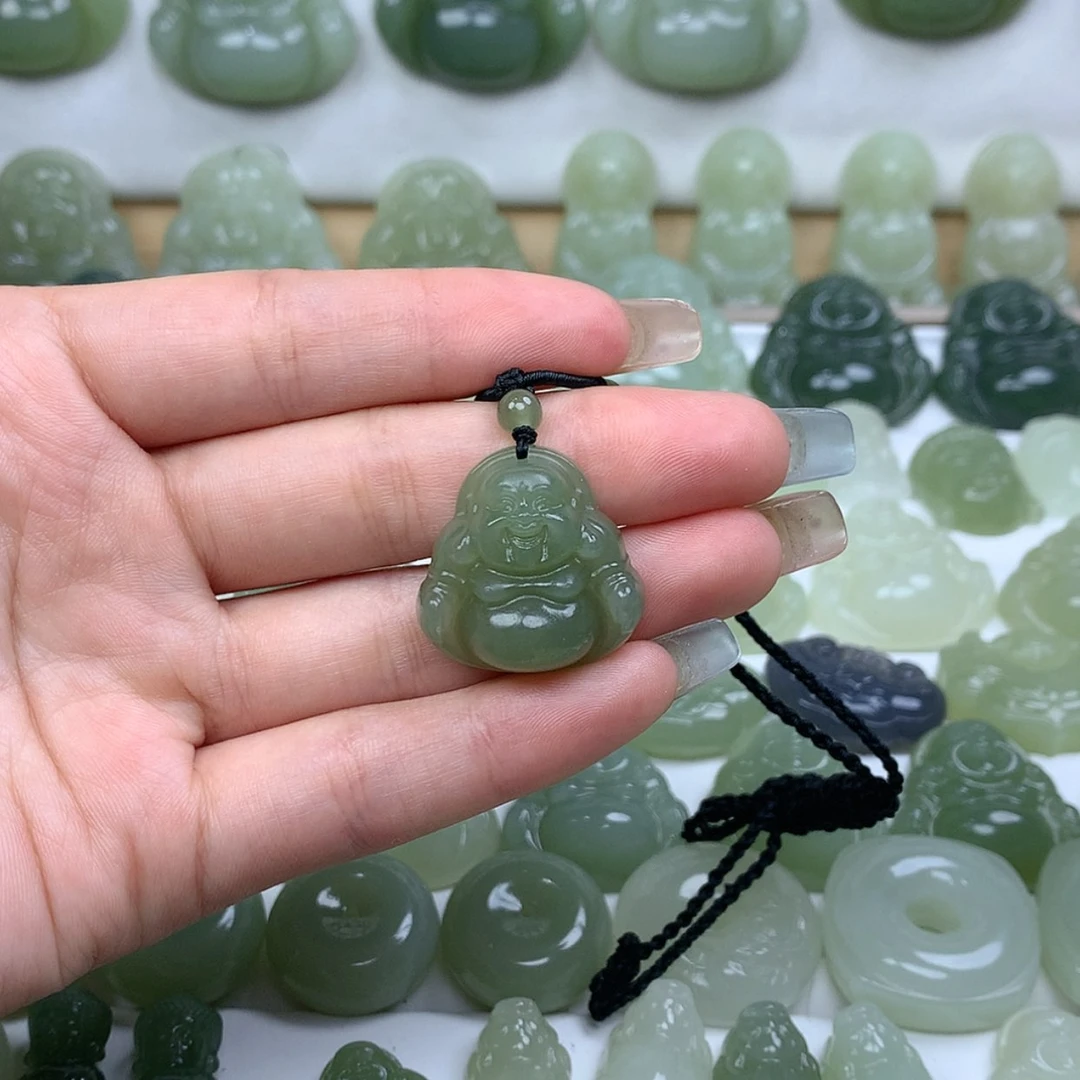 【闪购商品】颈饰未镶嵌和田玉