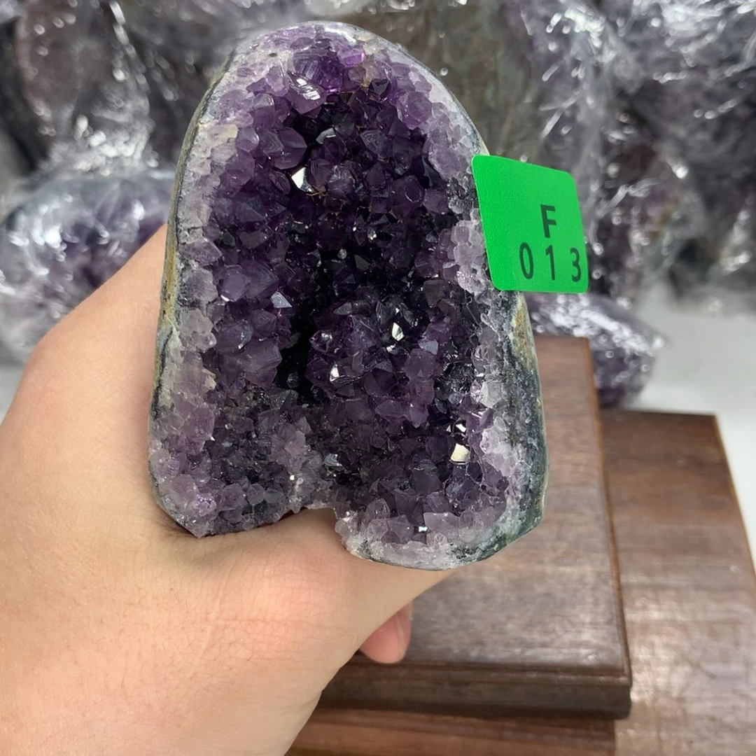 水晶大型摆件（非配饰）未镶嵌