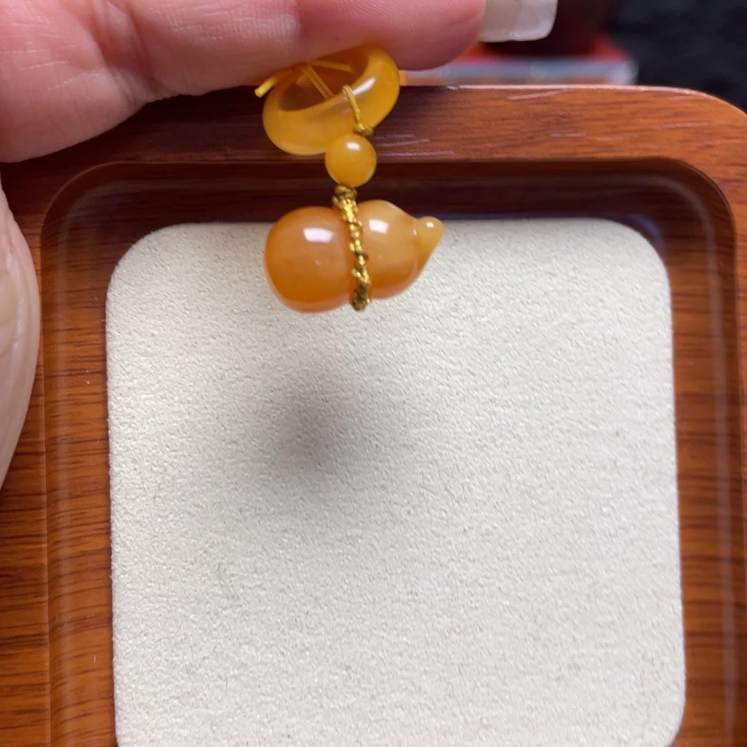 十***口蜜蜡未镶嵌吊坠(不含链)吊坠