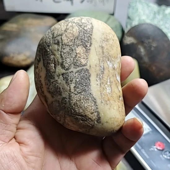 未镶嵌和田玉（糖玉）挂件