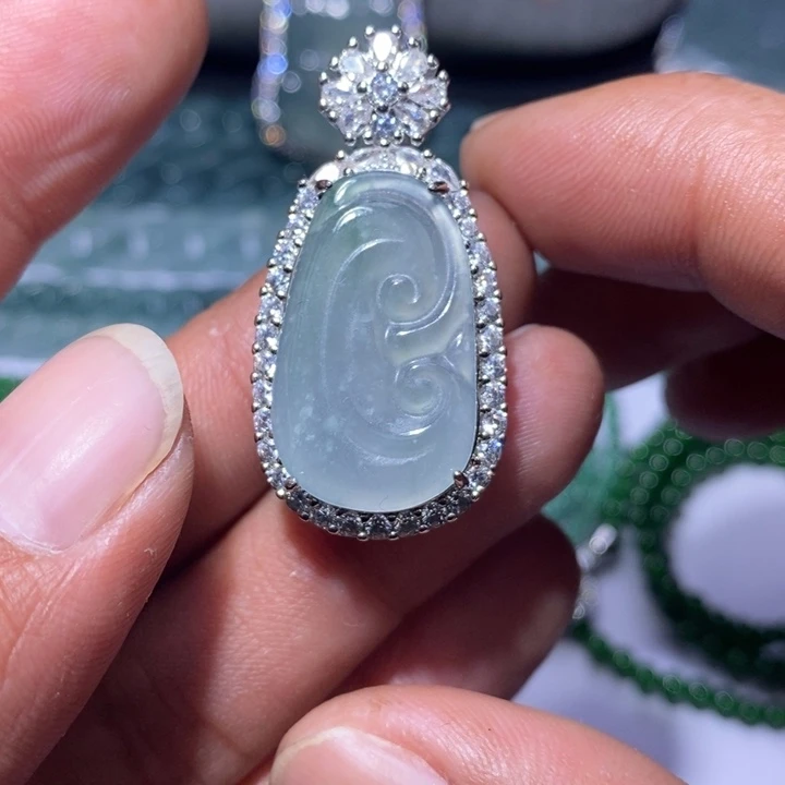 翡翠未镶嵌颈饰天然翡翠