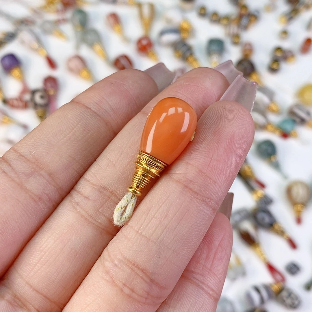 玛瑙/玉髓18K金镶嵌颈饰对孔10.4