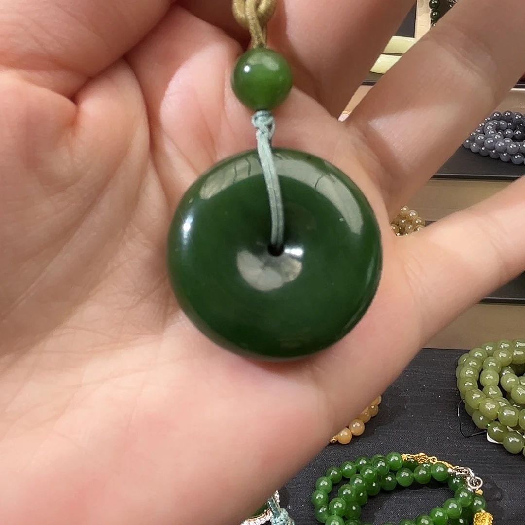 和田玉未镶嵌吊坠(不含链)