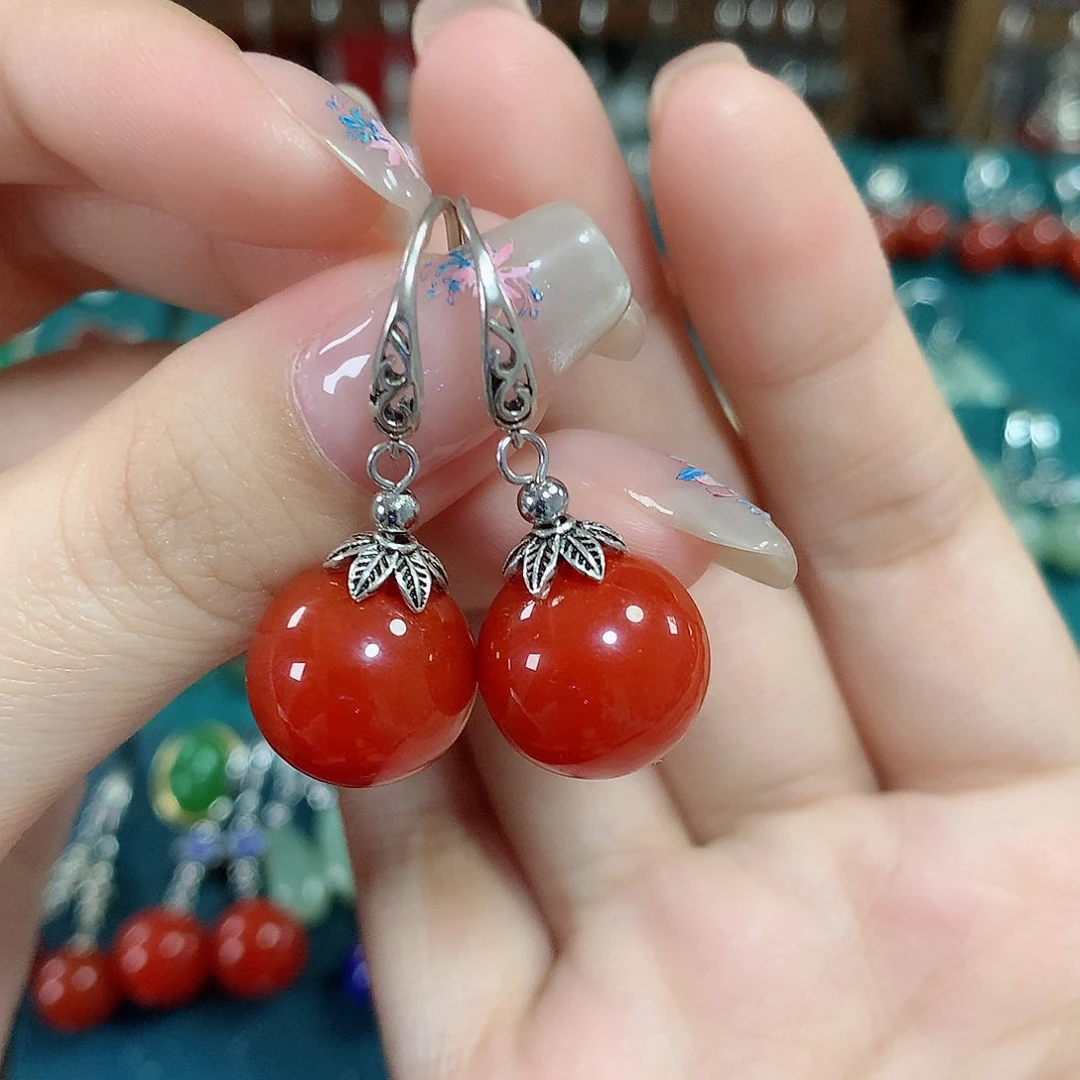 玛瑙/玉髓耳饰银S925镶嵌卡14左右（锦红色）