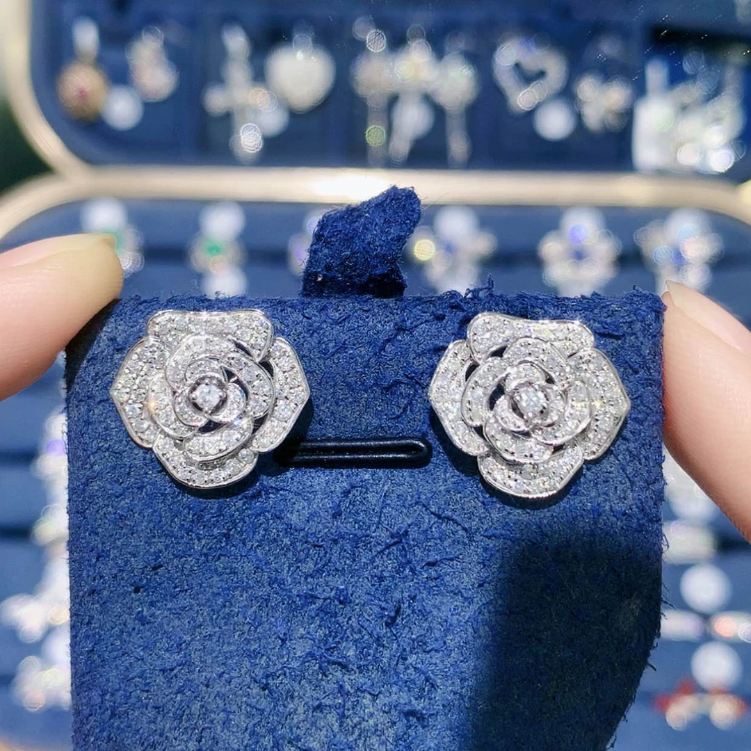 【闪购商品】铂Pt900镶嵌耳饰钻石