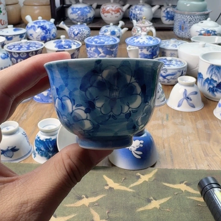 青花瓷器杯子瓷器