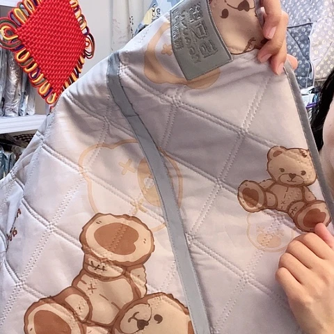 夏季盖座瑕疵灰色