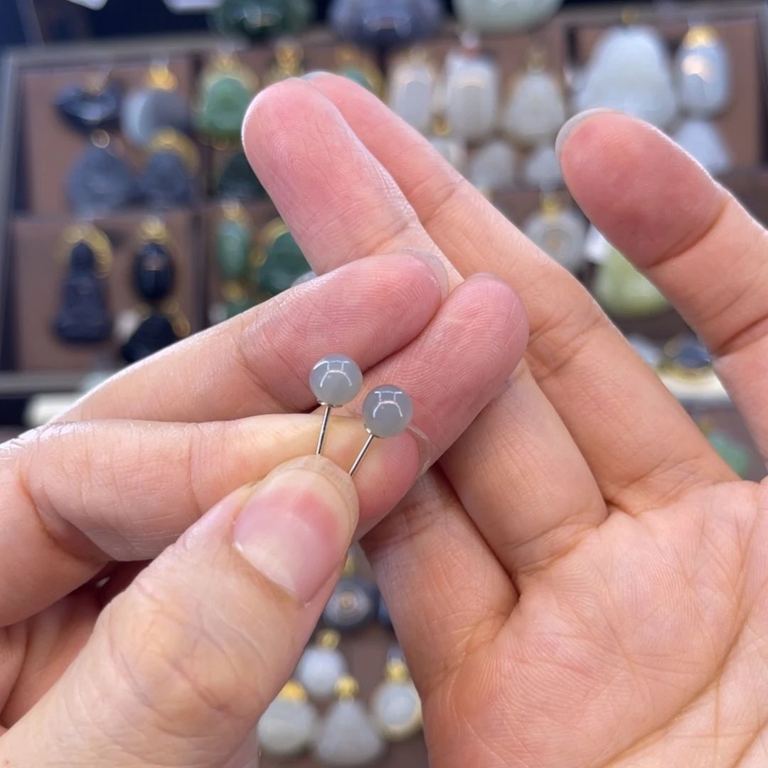 和田玉耳钉银S925镶嵌