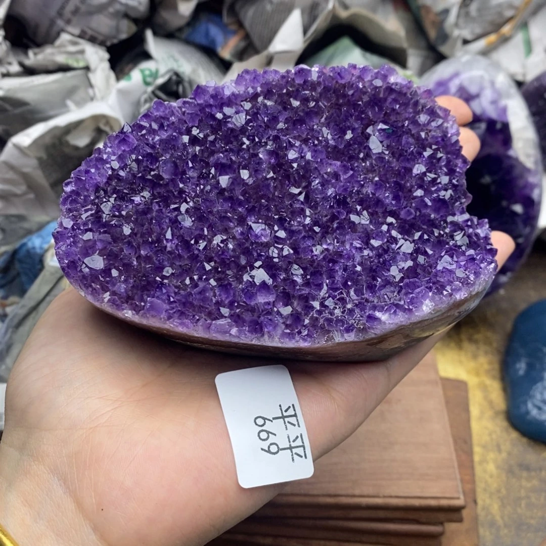 乌拉圭未镶嵌紫晶
