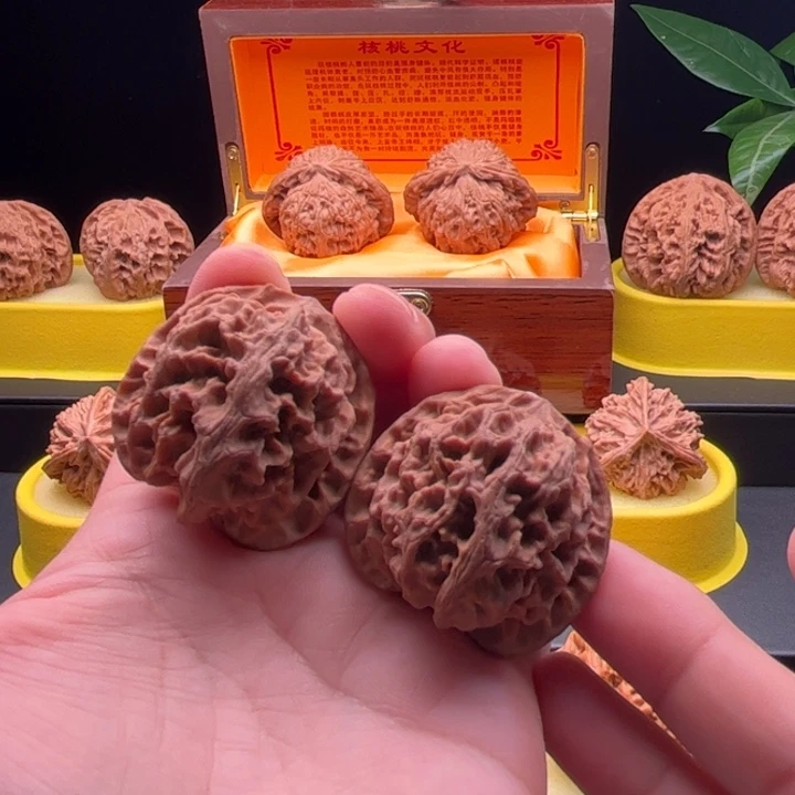 吊坠猴头核桃40苹果