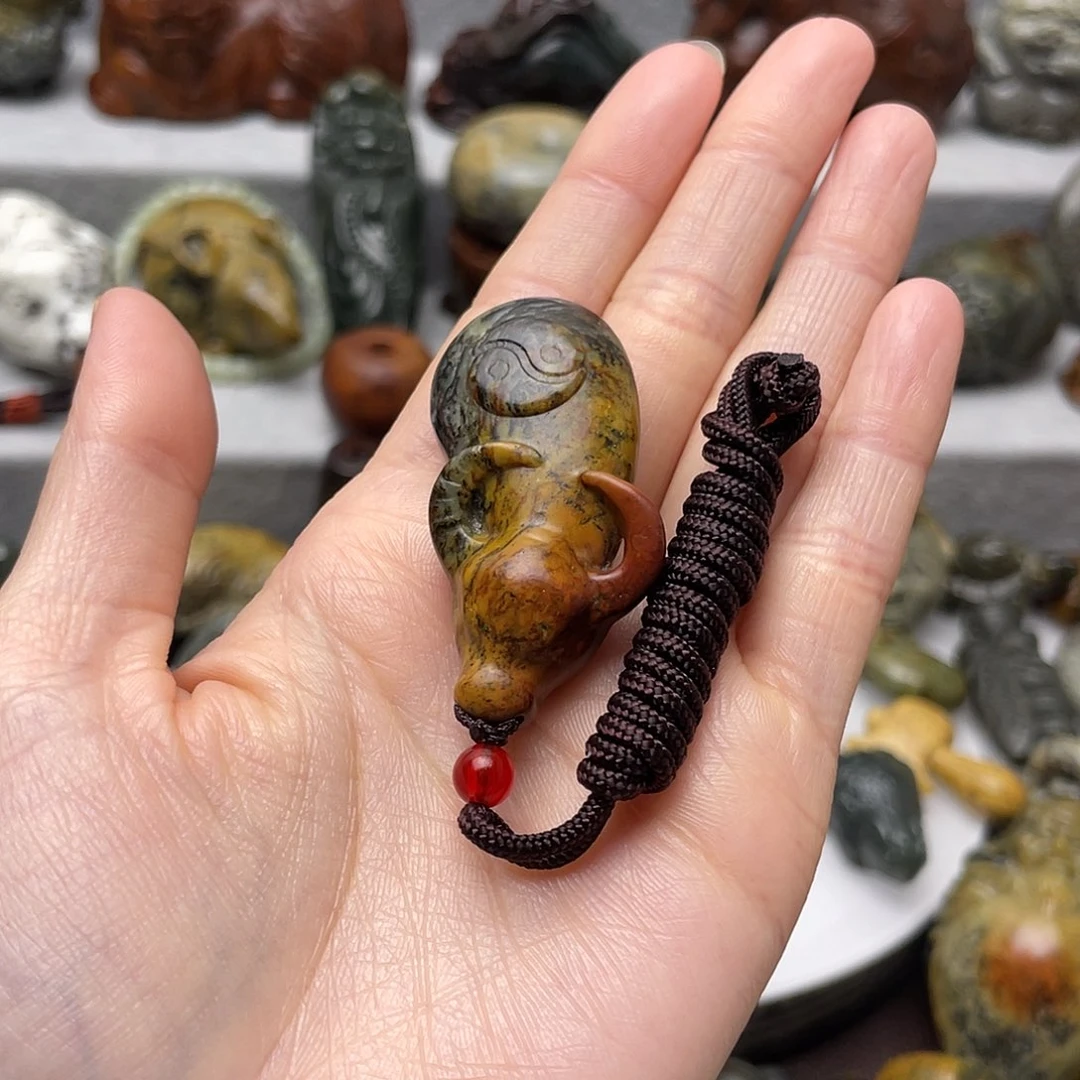 岫岩河磨玉（透闪石质玉）未镶嵌颈饰爱***装