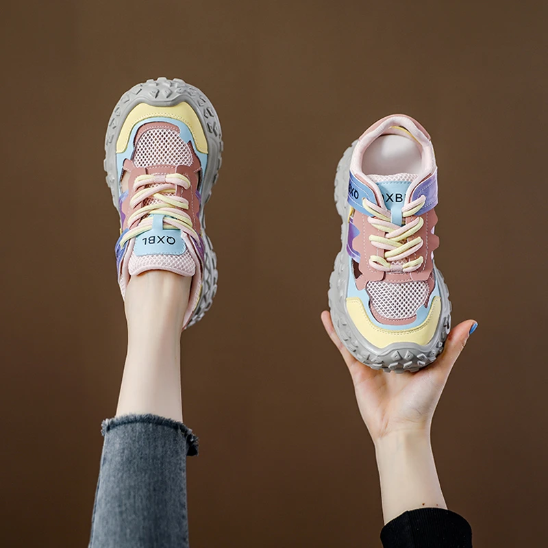 夏季轻便网面阿甘鞋女2025透气软底软面舒适休闲运动鞋女老爹鞋