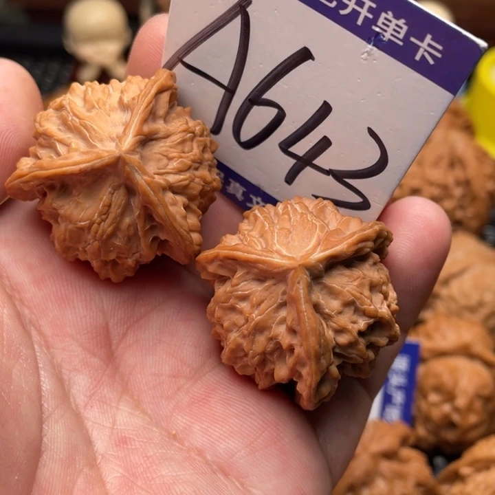 吊坠文玩核桃盘山三棱35尺（原高桩）