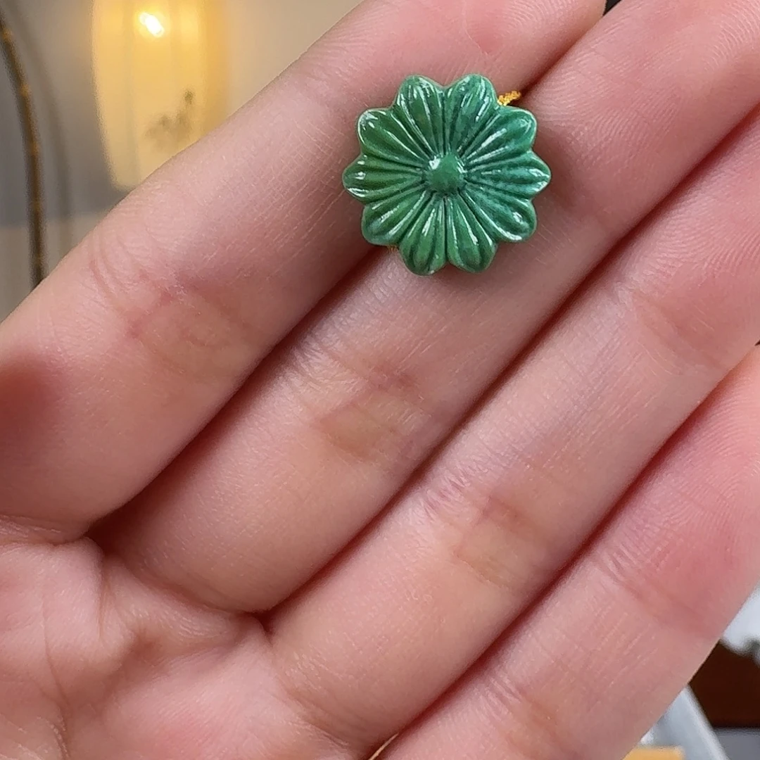 绿松石未镶嵌挂件