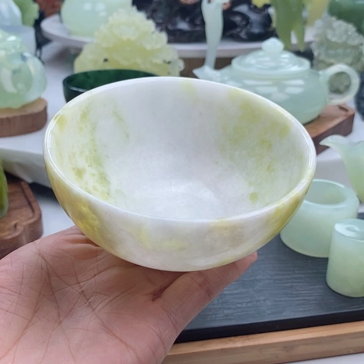 岫玉四大名玉玉碗未镶嵌