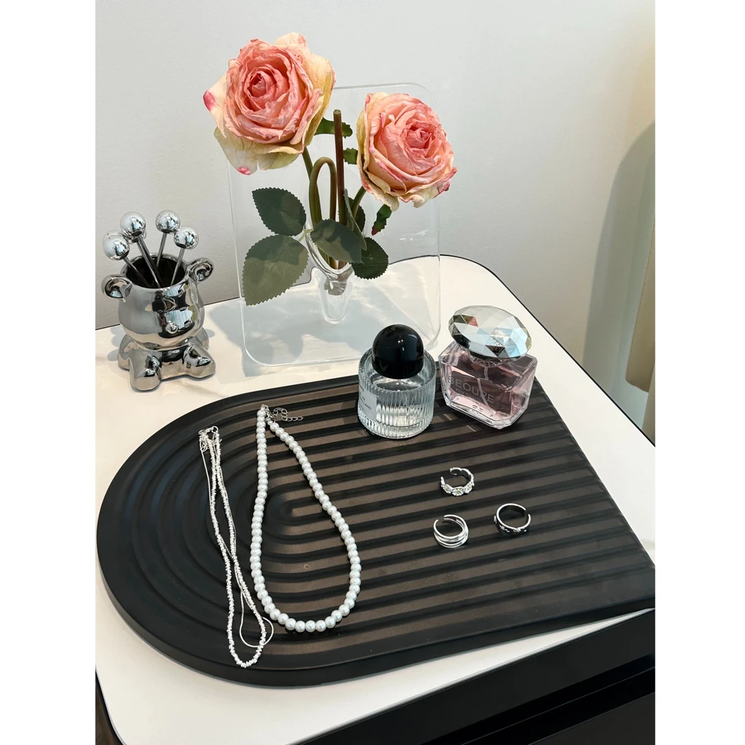 北欧铁艺收纳盘桌面收纳盒玄关收纳架钥匙托盘网红一体置物架