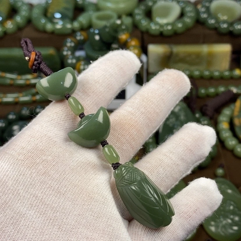 【闪购商品】岫岩老玉（透闪石质玉）未镶嵌颈饰