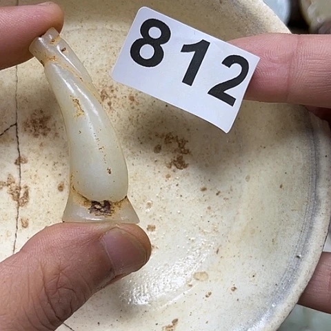 仰***空瓷片瓷器是古代文化与古代的传统