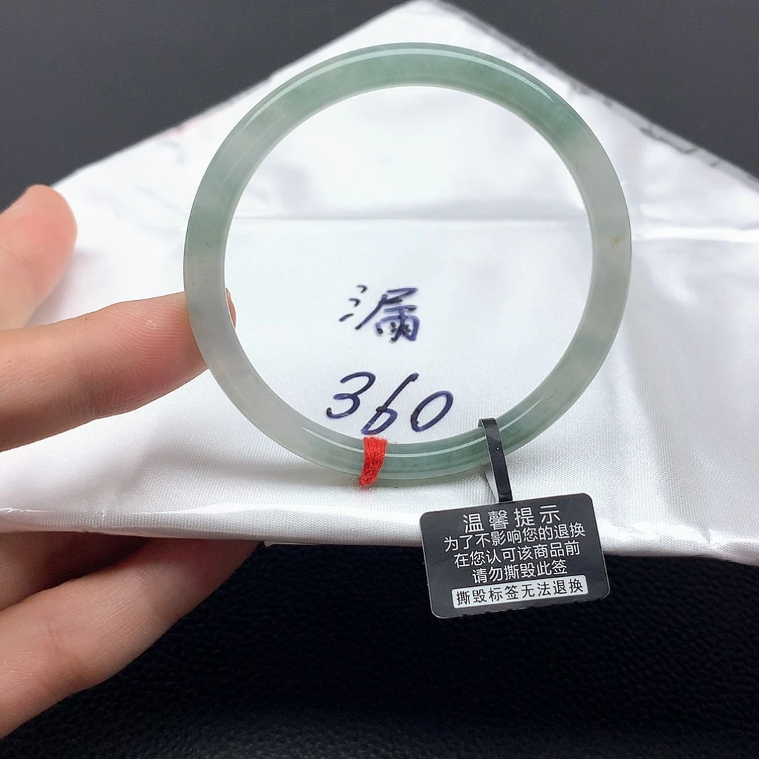 翡翠未镶嵌手镯52