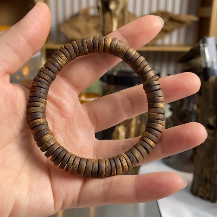 沉香沉香碎屑片片珠7.5克