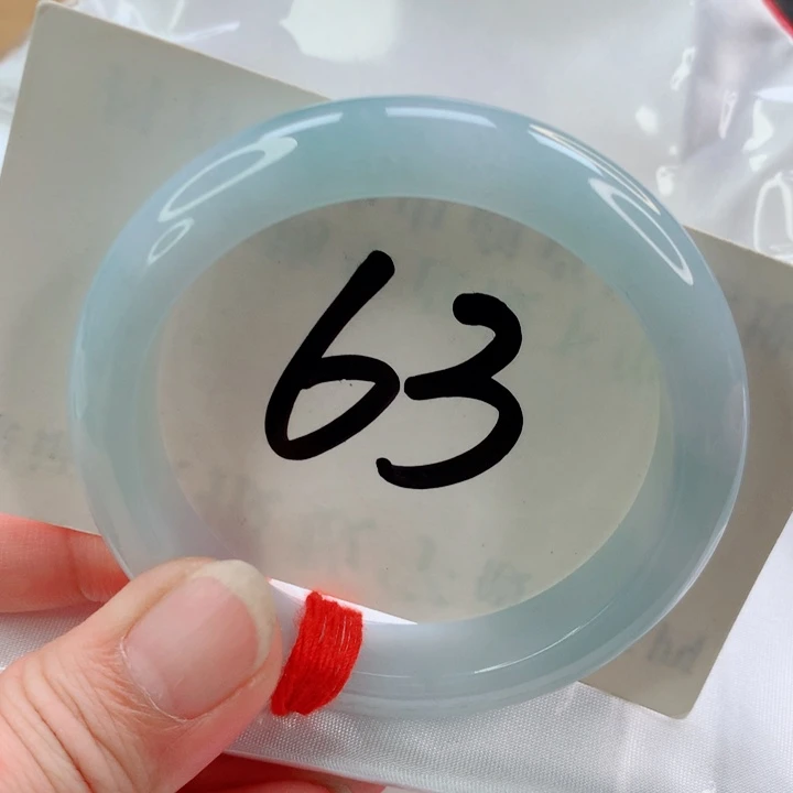 翡翠未镶嵌手镯正