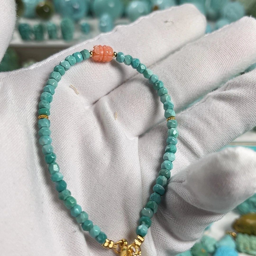 绿松石未镶嵌珠宝奇石