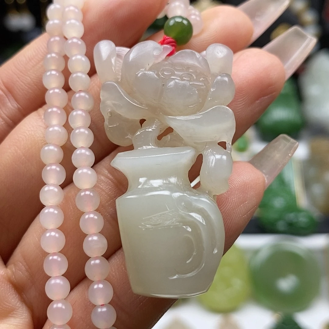 和田玉颈饰未镶嵌