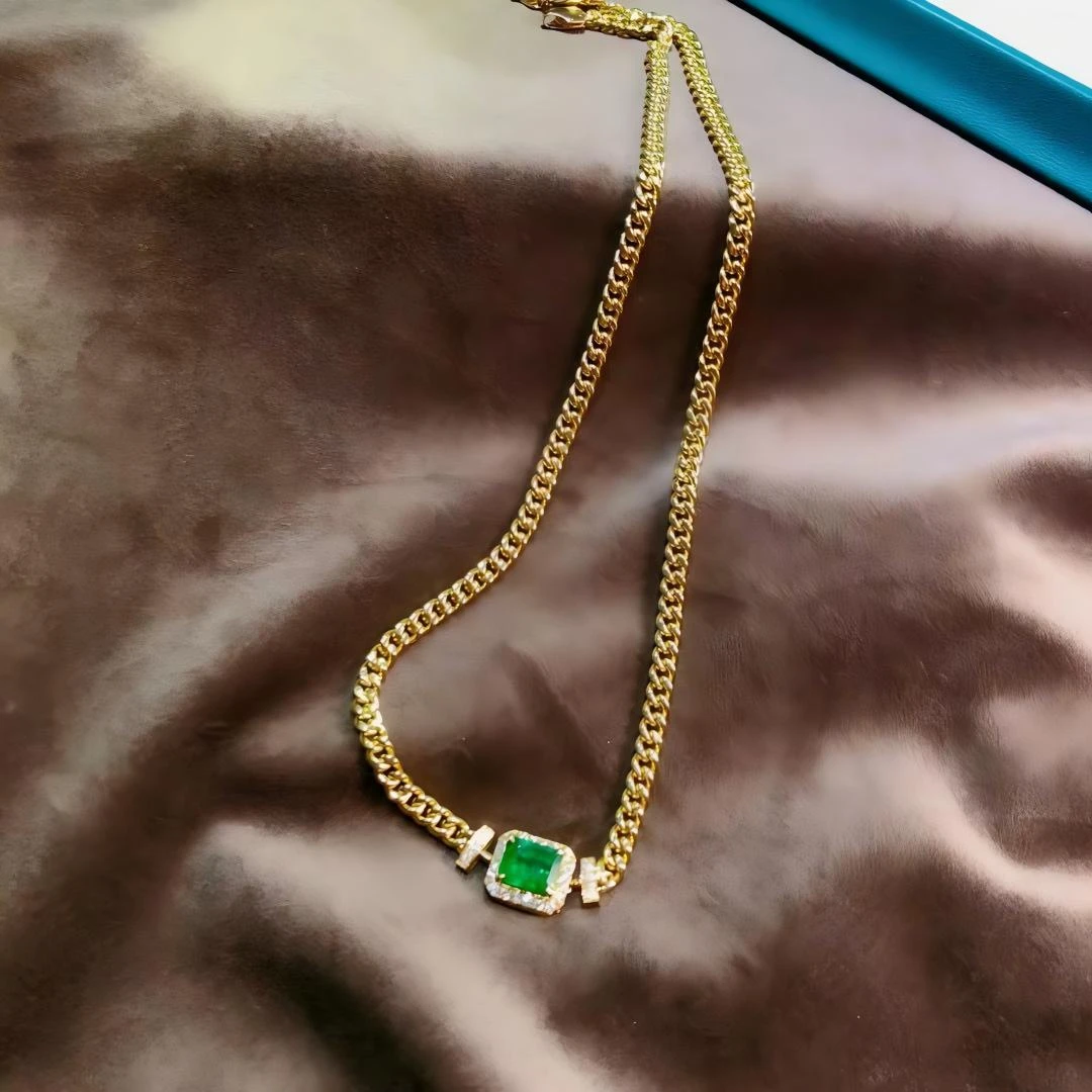 【暹罗珠宝】天然祖母绿吊坠18K金镶嵌 64154