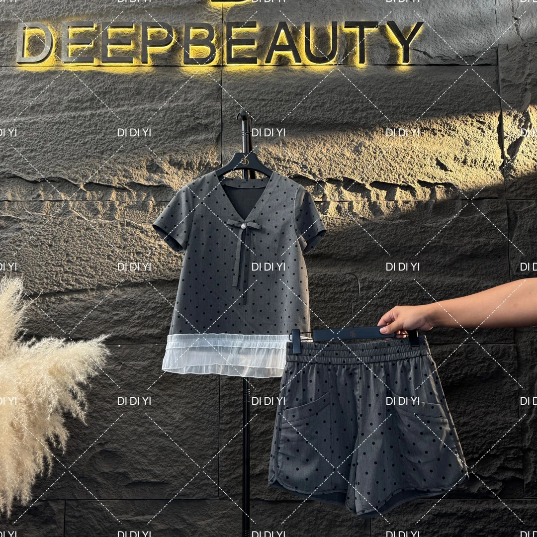 2025原创大码高定设计师款时尚气质波点拼接网纱V领套装25-008