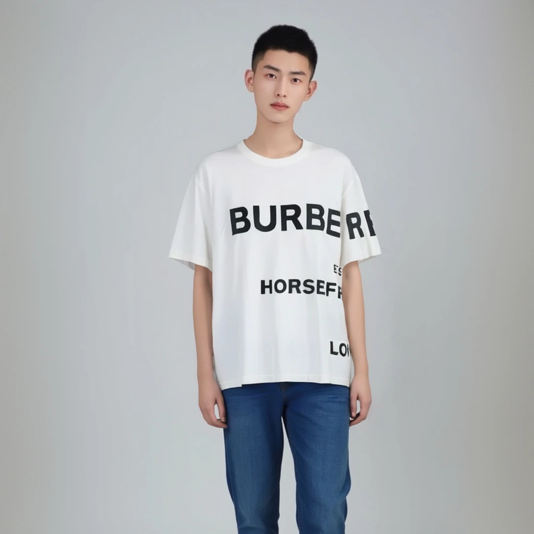未使用 BURBERRY/博柏利 MXCC 弹幕印花logo短袖 白色 M码
