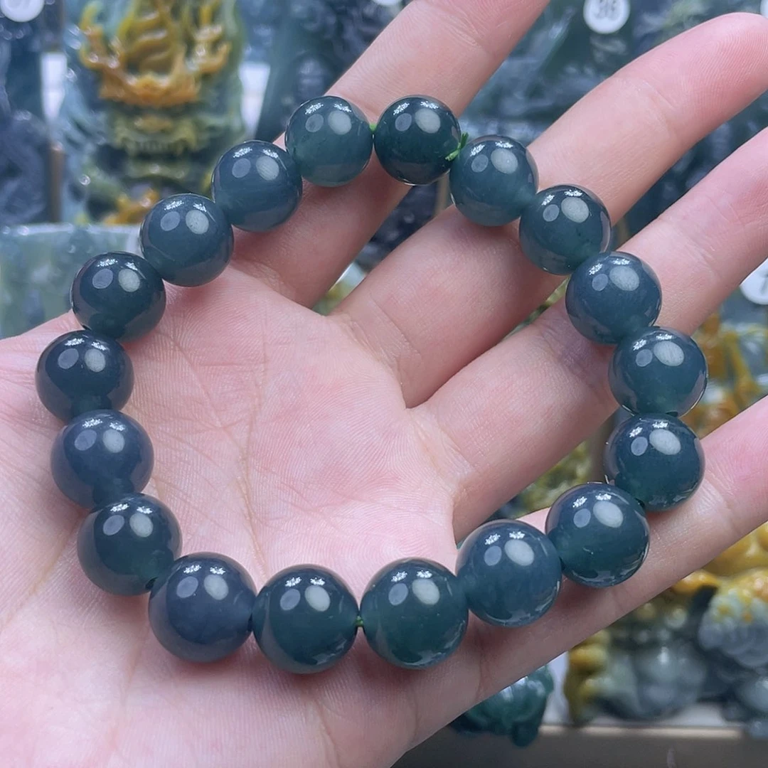 翡翠未镶嵌颈饰翡翠未镶嵌