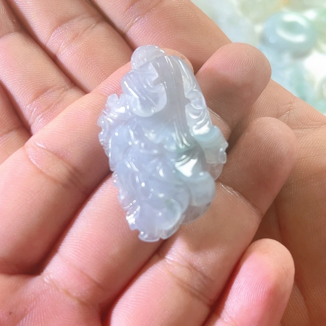 【闪购商品】颈饰未镶嵌翡翠白菜