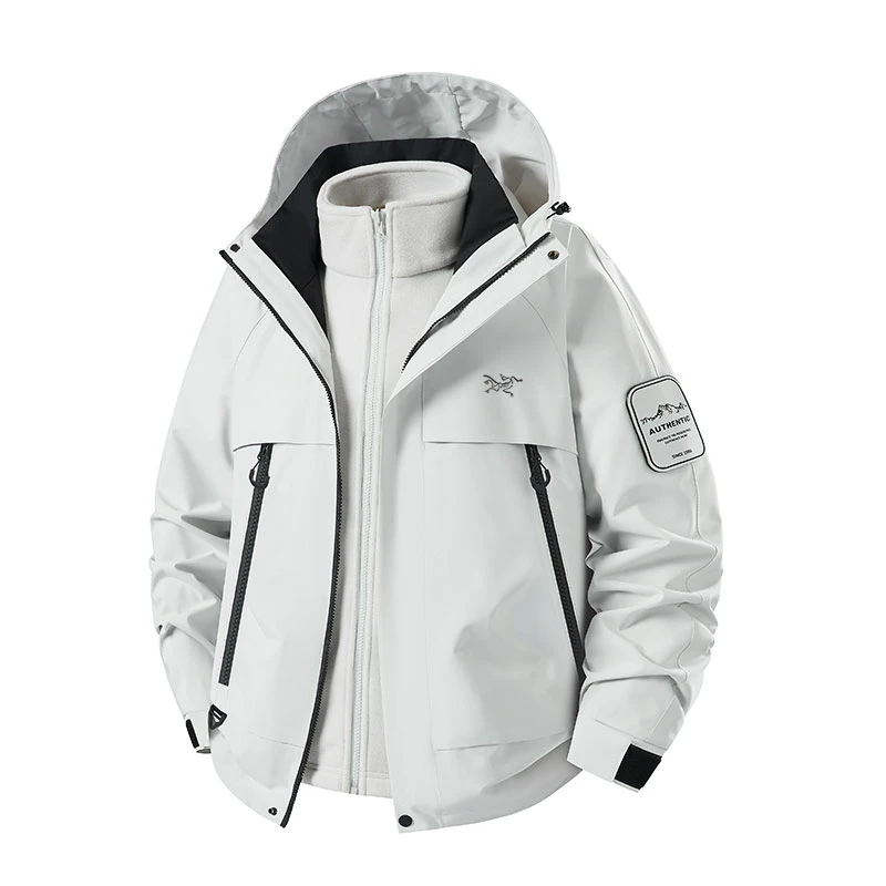 奥莱撤柜2025秋季新款可拆卸内胆冲锋衣户外运动登山速干三防外套