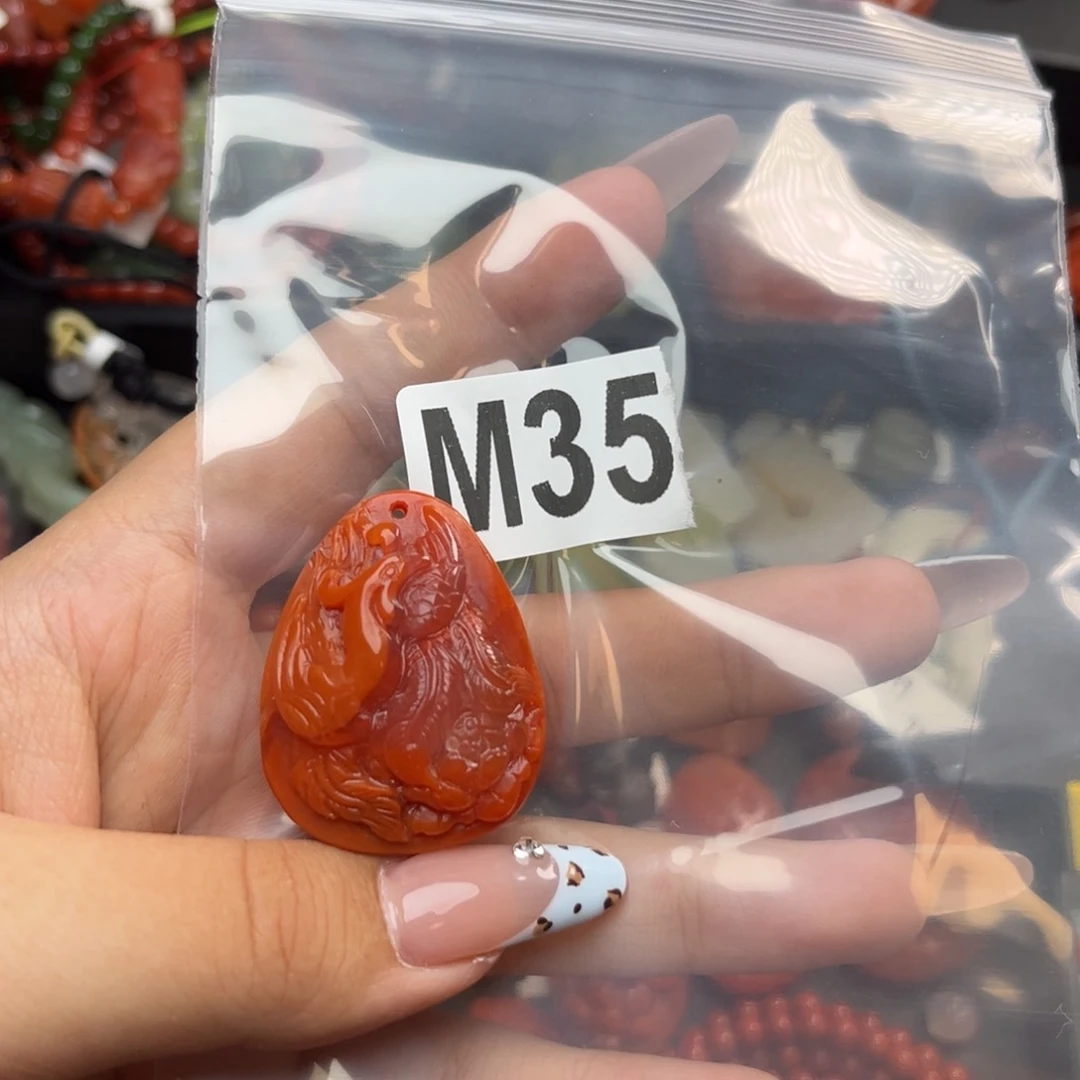 南红玛瑙未镶嵌珠宝奇石