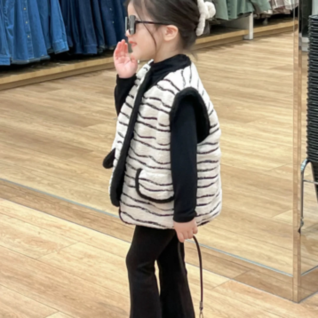 童装默认微瑕按照对应的价格下单，备注好编号