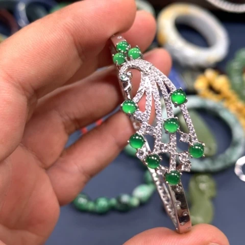 【闪购商品】颈饰未镶嵌翡翠
