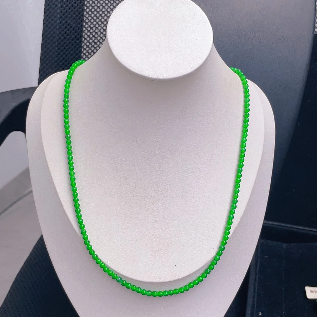 翡翠未镶嵌颈饰