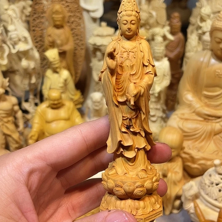 黄杨木瑕疵净瓶观音