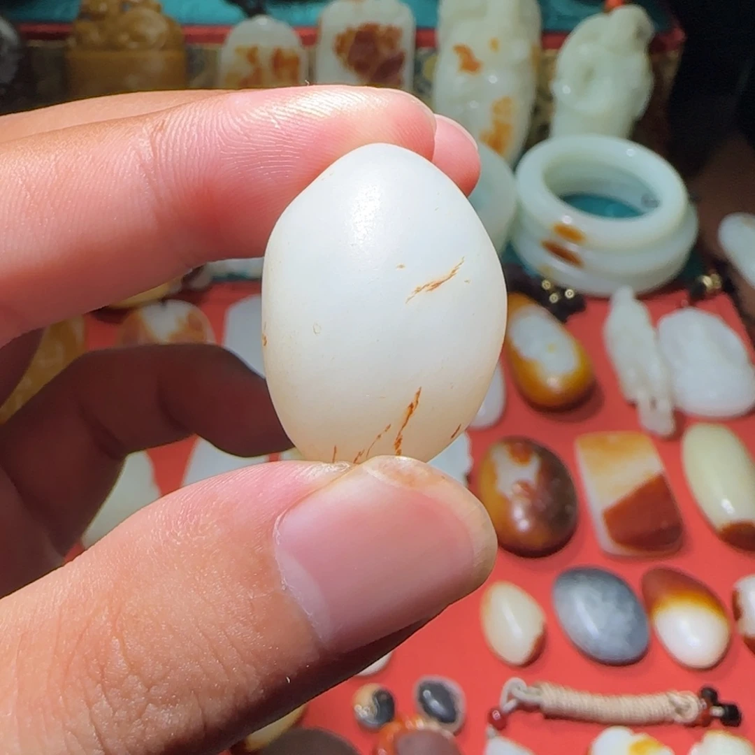 *****和田玉未镶嵌颈饰