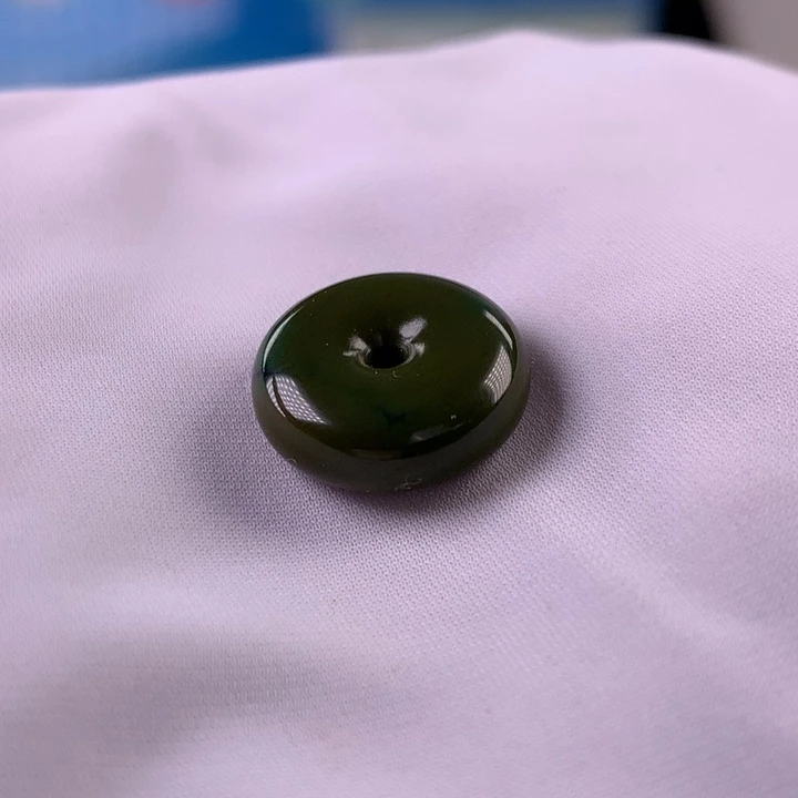 绿松石未镶嵌珠宝奇石13.3x4.8mm