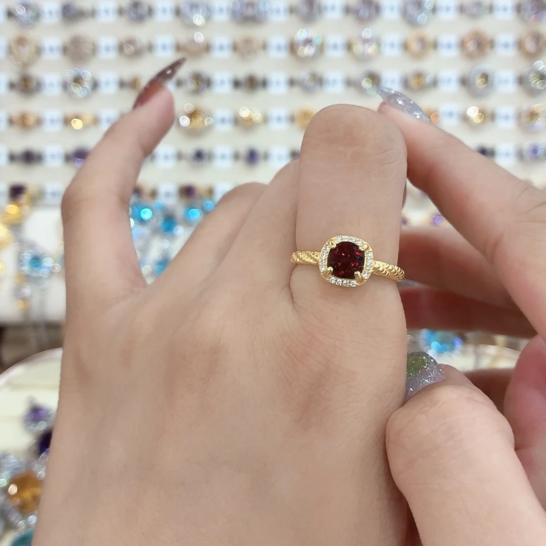 银S925镶嵌戒指石榴石