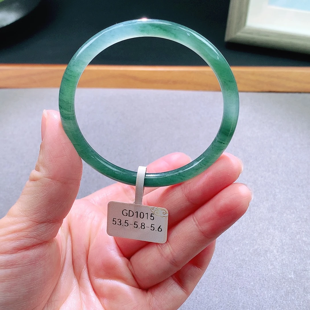 翡翠未镶嵌手镯天然翡翠手镯a货