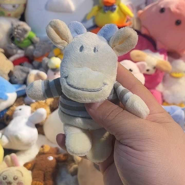 毛绒摇铃牛牛哈哈哈哈