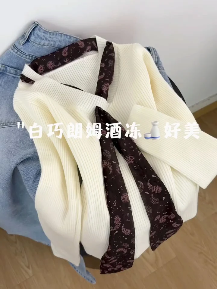 韩系气质设计感丝带v领毛衣女秋冬修身显瘦内搭温柔长袖打底上衣