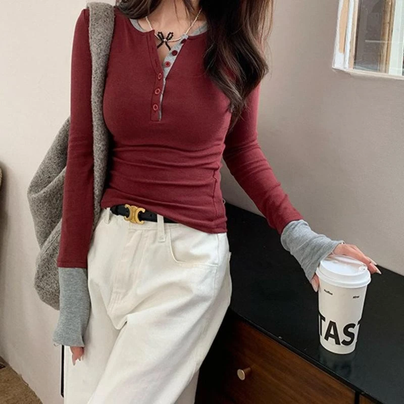 时尚百搭撞色假两件独特别致内搭打底衫女超好看减龄辣妹长袖通勤