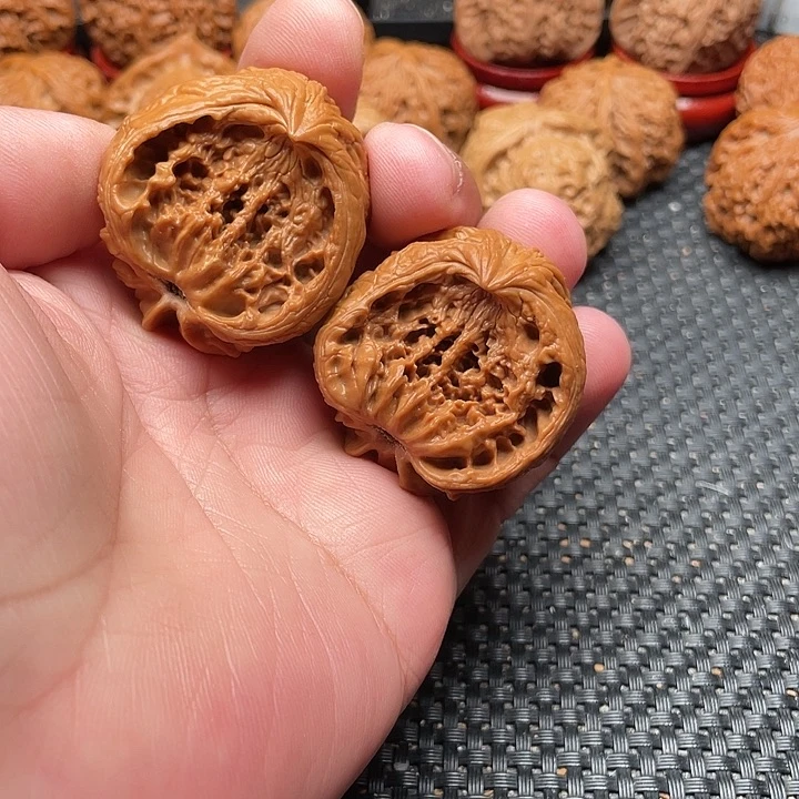 把件文玩核桃蛇头